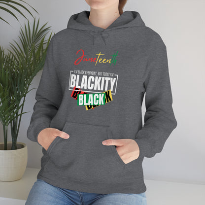 Juneteenth Blackity Sudadera con capucha unisex Heavy Blend™ negra