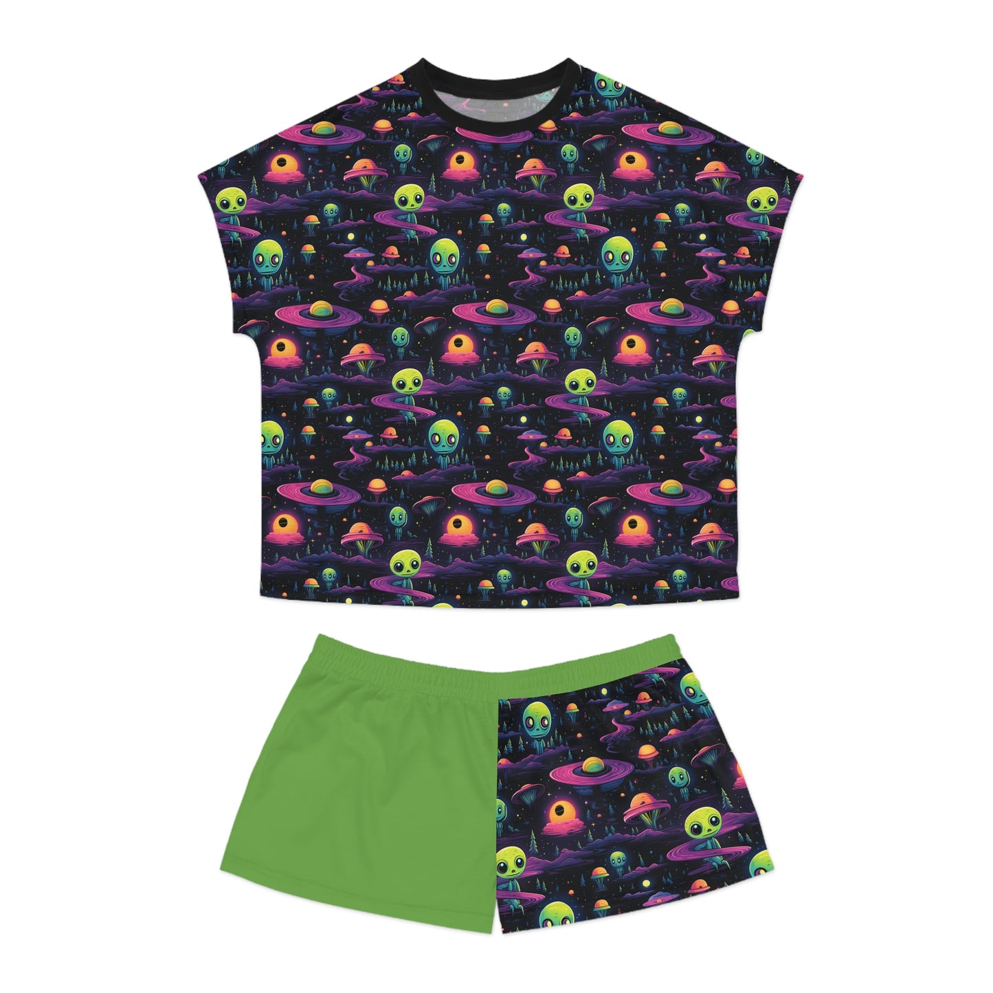 Aliens A Women's Short Pajama Set