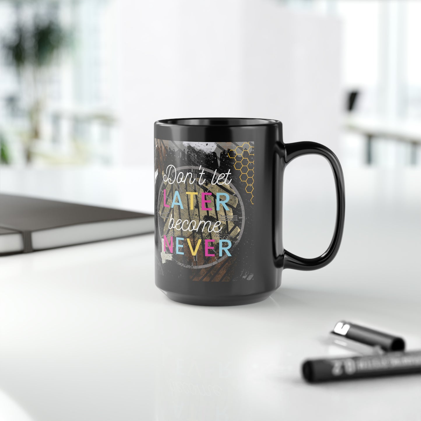 Taza negra posterior BC Never Complex, 15 oz